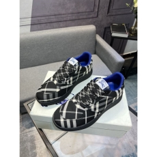 Burberry Low Shoes